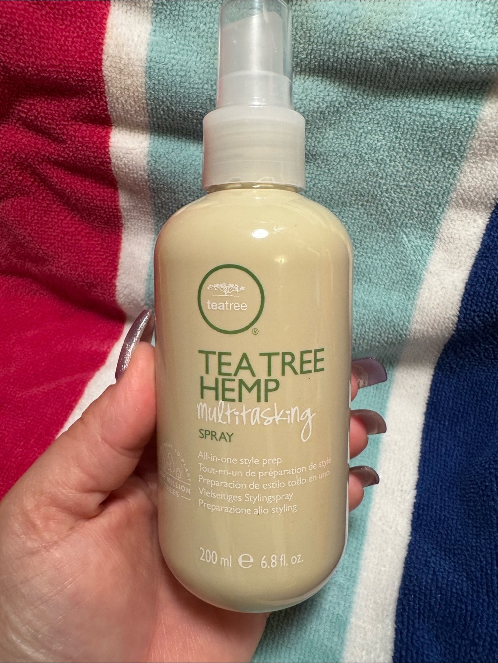 Hemp+ Tea Tree Hemp Facial Mist & Moisturizing Spray - Green & Cream - Picture 3 of 3